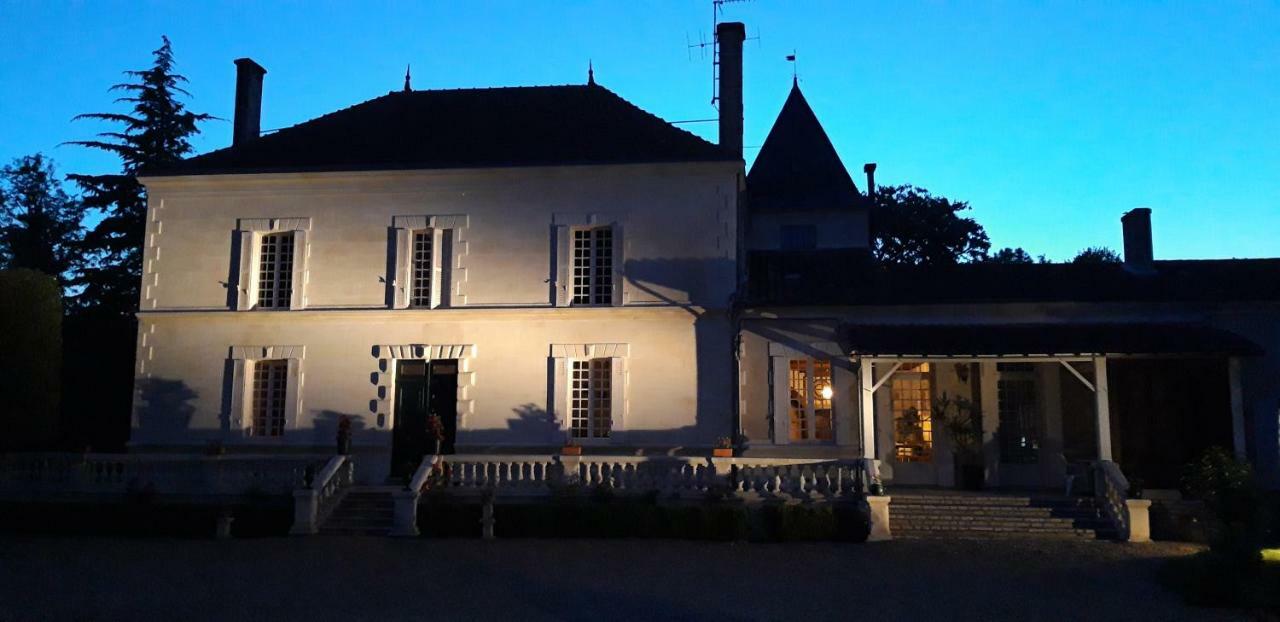 Logis Des Bessons Bed & Breakfast Migron Exterior photo